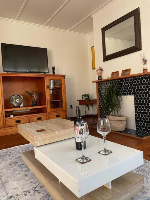 Villa Watts, A Cosy Escape à Hamilton Extérieur photo